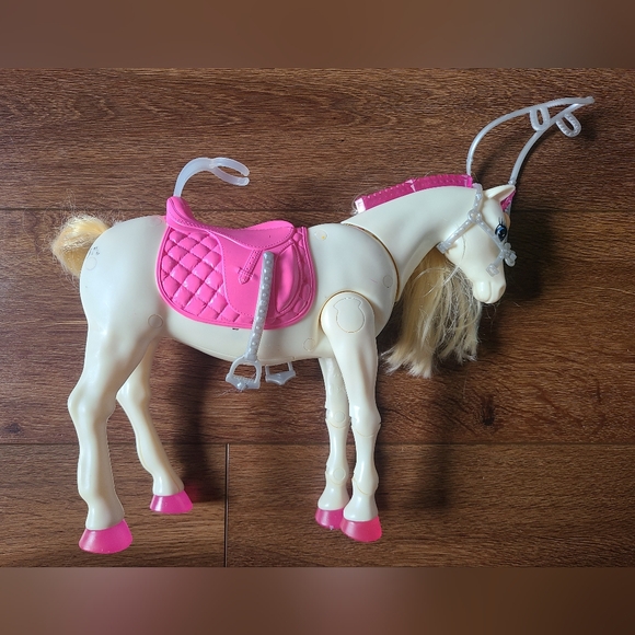Mattel Barbie Dream Horse Pet 2019 Interactive Movement Lights Sounds - Picture 2 of 6
